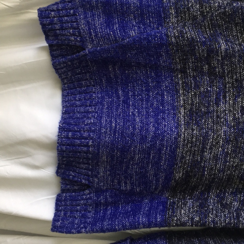 Romeo and Juliet couture sweater - Picture 4 of 6